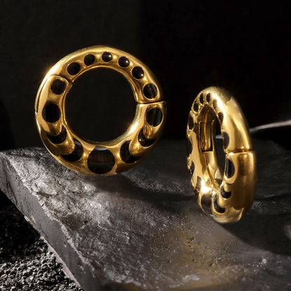 Ear Weight Hanger Moon Phases Stretched Ear/ High Quality 316L Steel Metal Gauges/ Clasp Ear Weight Easy to Use/ Ear Plugs