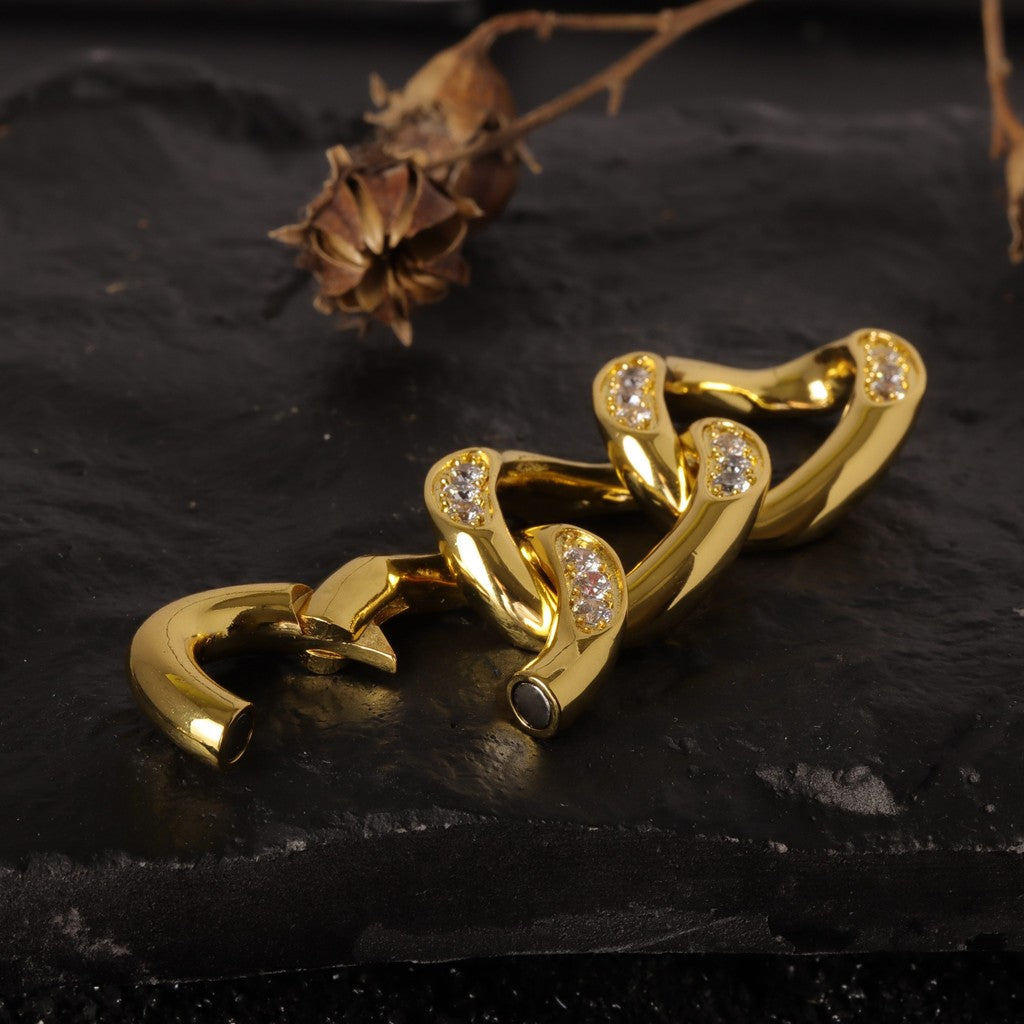 Cuban Chain Ear Weights Hanger